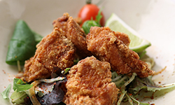 鹿スペアリブの炙り焼き