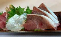 鹿スペアリブの炙り焼き